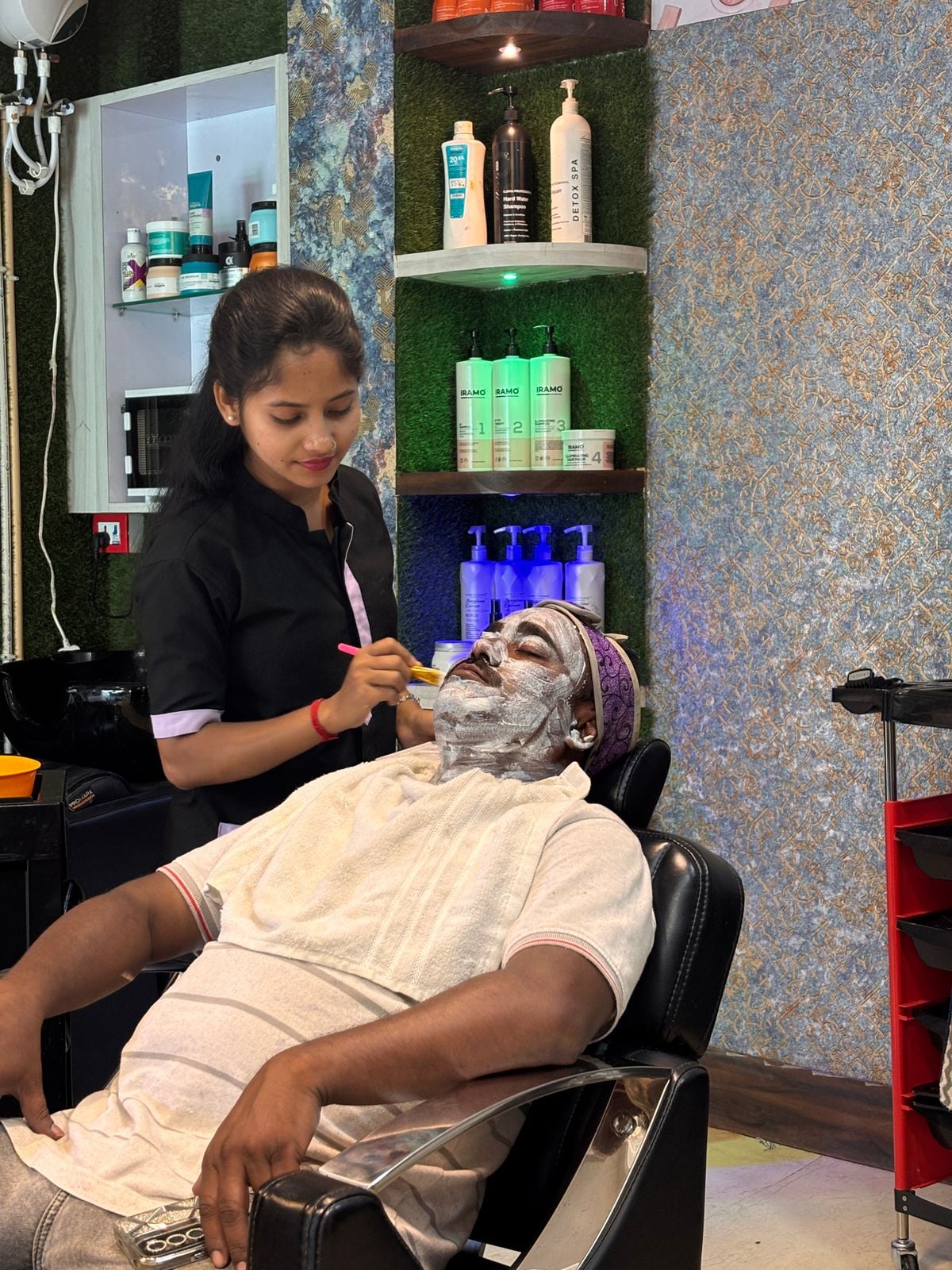 Magic Place Unisex Salon