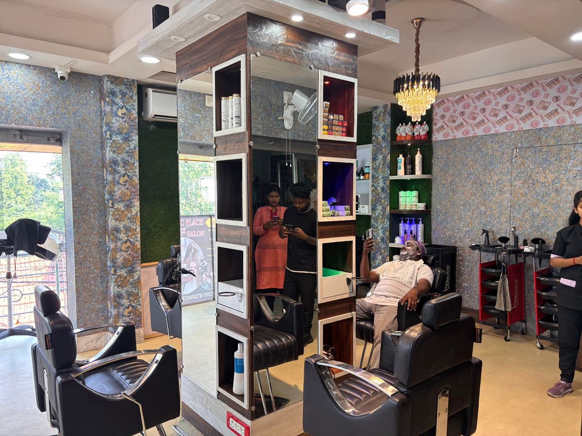 Magic Place Unisex Salon gallery image 8